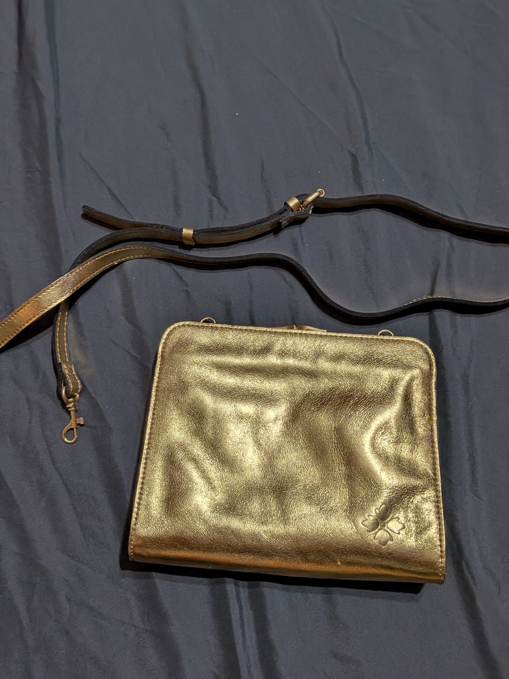 Metallic Gold Women’s Crossbody Bag - Sleek Everyday Style